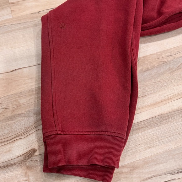 Lululemon Scuba High-Rise Jogger 7/8 Length Mulled Wine - Picture 6 of 10